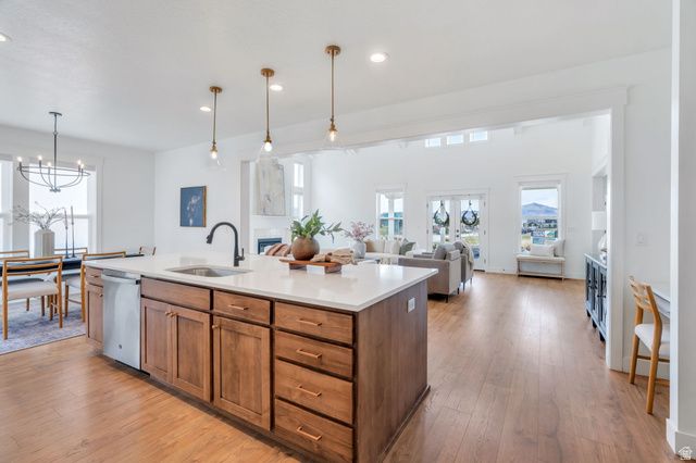 6386 W ARRANMORE DR, South Jordan, UT 84009