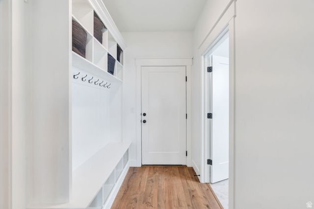 6386 W ARRANMORE DR, South Jordan, UT 84009