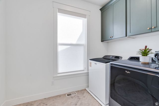 6386 W ARRANMORE DR, South Jordan, UT 84009