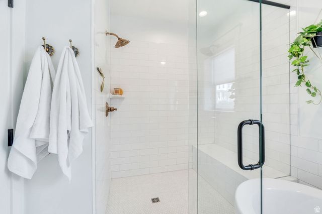 6386 W ARRANMORE DR, South Jordan, UT 84009