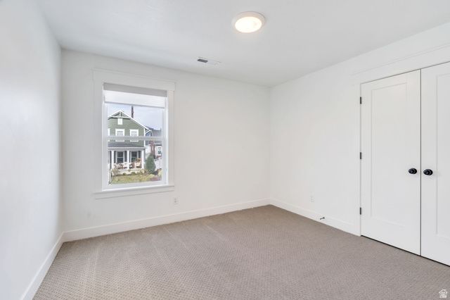 6386 W ARRANMORE DR, South Jordan, UT 84009