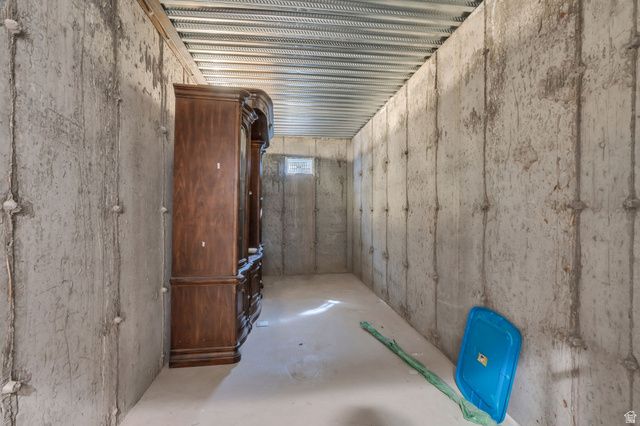 6386 W ARRANMORE DR, South Jordan, UT 84009