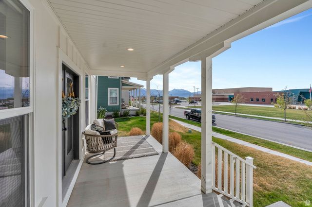 6386 W ARRANMORE DR, South Jordan, UT 84009