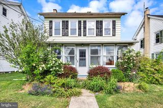 3209 MAIN ST, Morgantown, PA 19543