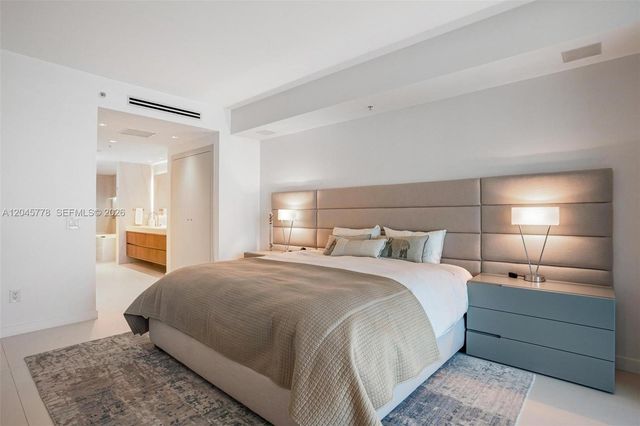 3801 Collins Avenue 1503, Miami Beach, FL 33140