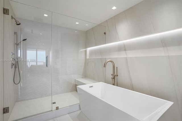 3801 Collins Avenue 1503, Miami Beach, FL 33140