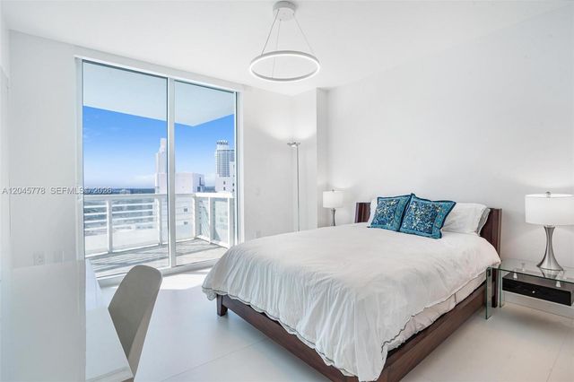 3801 Collins Avenue 1503, Miami Beach, FL 33140