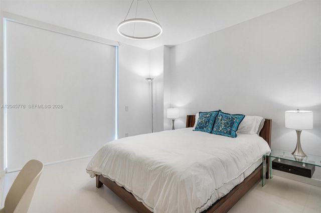 3801 Collins Avenue 1503, Miami Beach, FL 33140