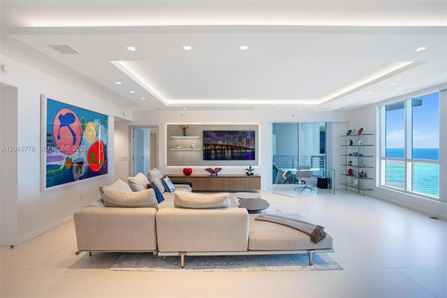 3801 Collins Avenue 1503, Miami Beach, FL 33140