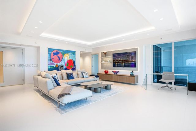 3801 Collins Avenue 1503, Miami Beach, FL 33140