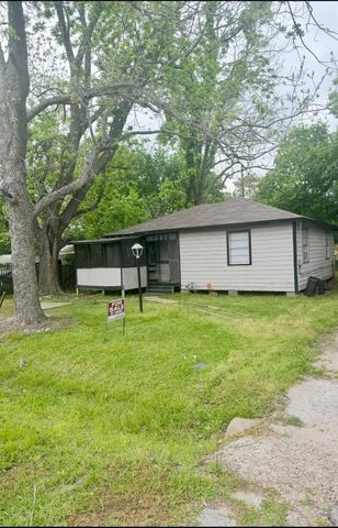 7915 Flintridge Drive, Houston, TX 77028