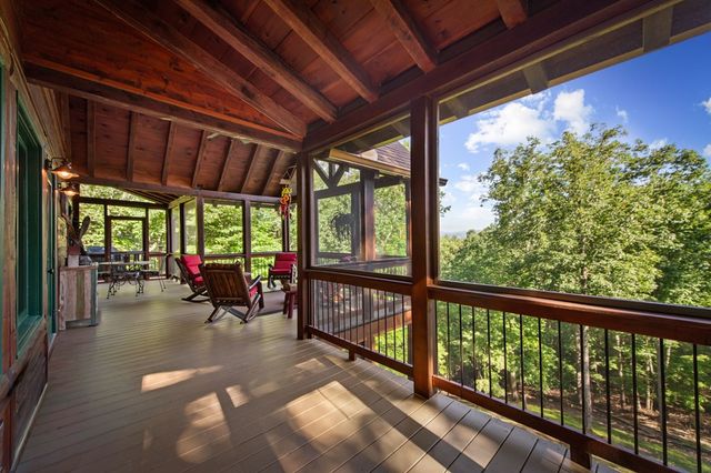 169 Walnut Mountain Road, Ellijay, GA 30540