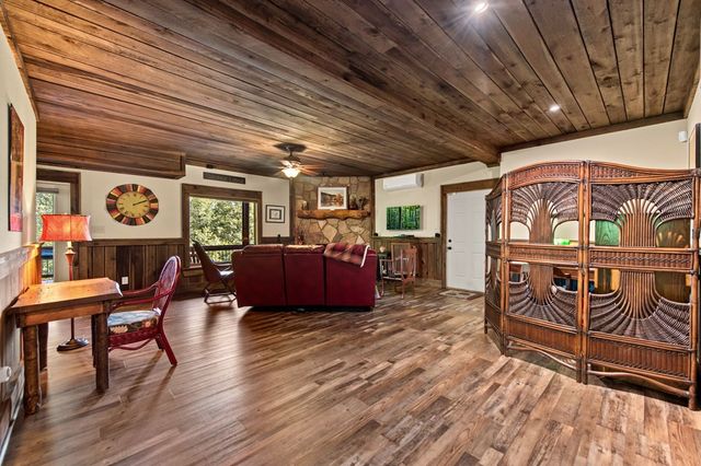 169 Walnut Mountain Road, Ellijay, GA 30540