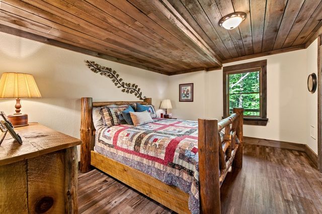 169 Walnut Mountain Road, Ellijay, GA 30540