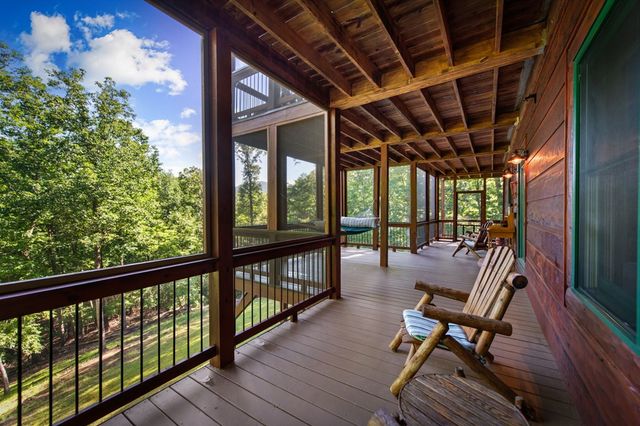 169 Walnut Mountain Road, Ellijay, GA 30540