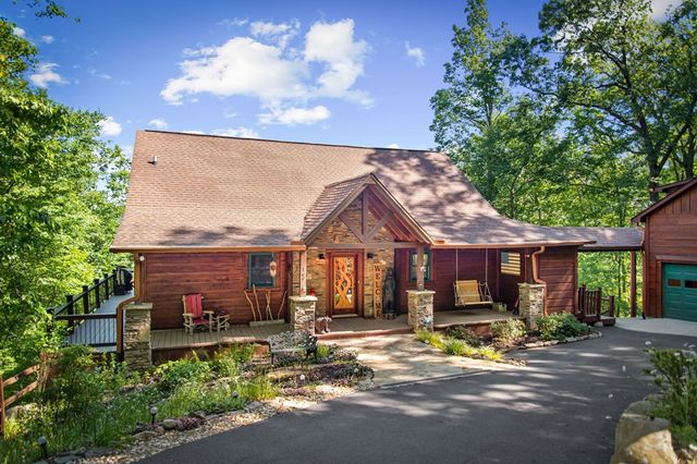169 Walnut Mountain Road, Ellijay, GA 30540
