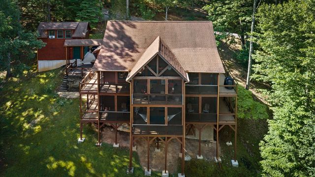 169 Walnut Mountain Road, Ellijay, GA 30540
