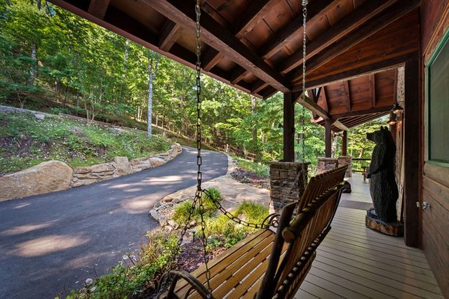 169 Walnut Mountain Road, Ellijay, GA 30540