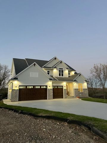 11386 Tess Creek STREET, Franklin, WI 53132
