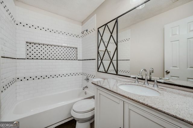 488 Plainville Drive SW, Atlanta, GA 30331