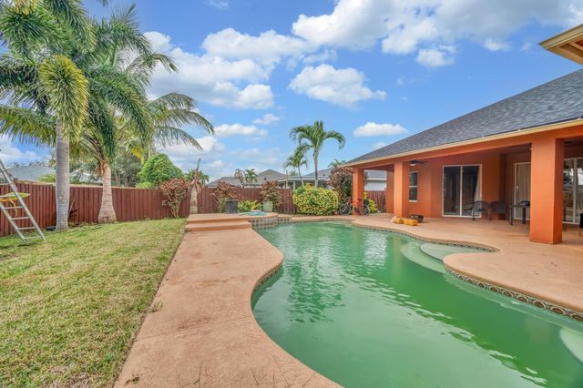 624 SW Nichols Terrace, Port St Lucie, FL 34953