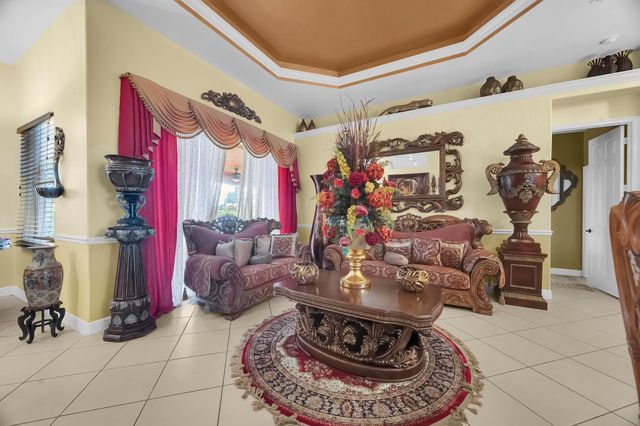 624 SW Nichols Terrace, Port St Lucie, FL 34953