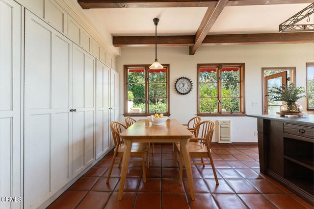 1395 Inverness Drive, Pasadena, CA 91103