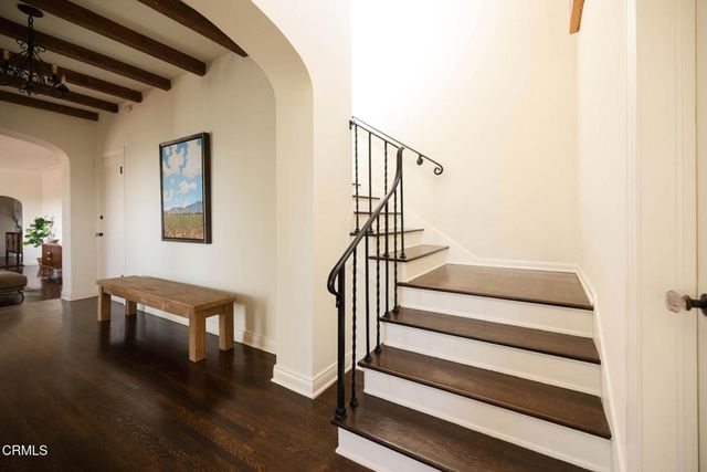 1395 Inverness Drive, Pasadena, CA 91103