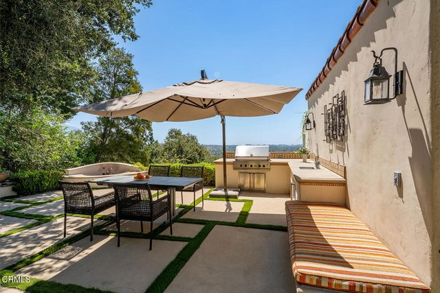 1395 Inverness Drive, Pasadena, CA 91103