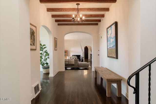 1395 Inverness Drive, Pasadena, CA 91103