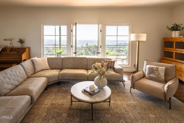 1395 Inverness Drive, Pasadena, CA 91103