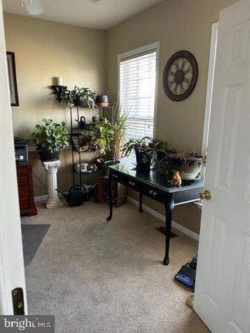 10277 LINDALE AVE, Greencastle, PA 17225