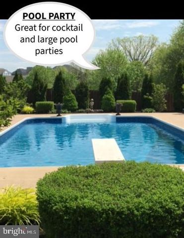 10277 LINDALE AVE, Greencastle, PA 17225