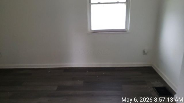 3252-3254 Sullivant Avenue, Columbus, OH 43204