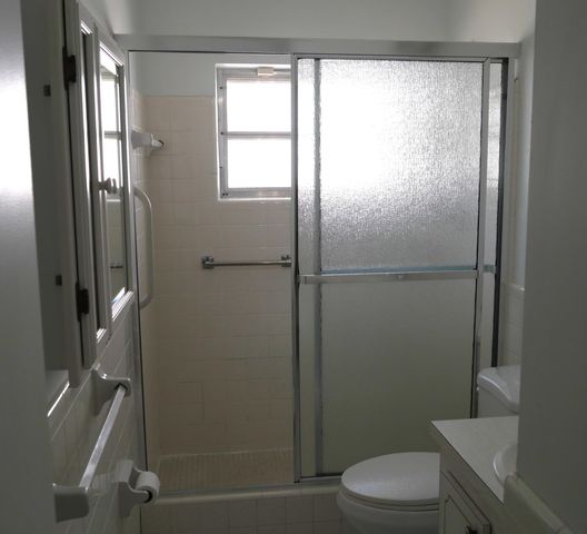 7421 NW 72nd Avenue, Tamarac, FL 33321