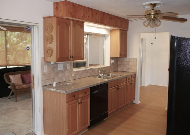 7421 NW 72nd Avenue, Tamarac, FL 33321