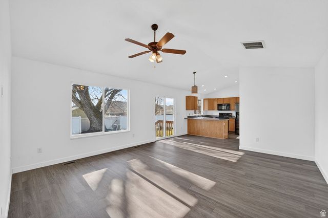 599 W 975 S, Lehi, UT 84043