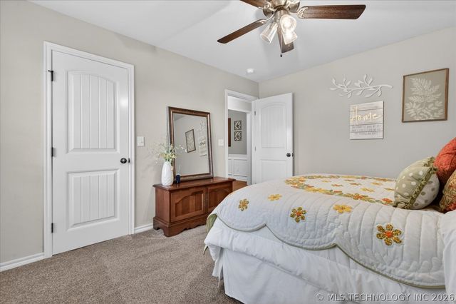 1208 Larkspur Drive, Bartlesville, OK 74006