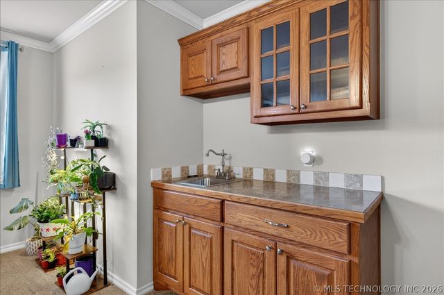 1208 Larkspur Drive, Bartlesville, OK 74006