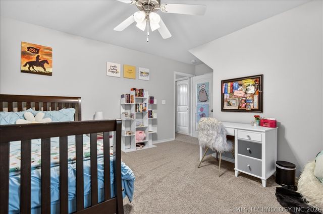 1208 Larkspur Drive, Bartlesville, OK 74006