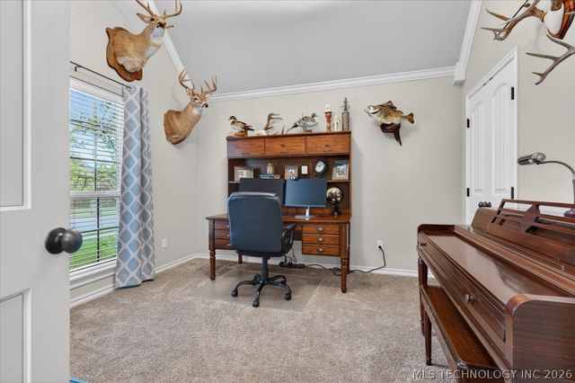 1208 Larkspur Drive, Bartlesville, OK 74006