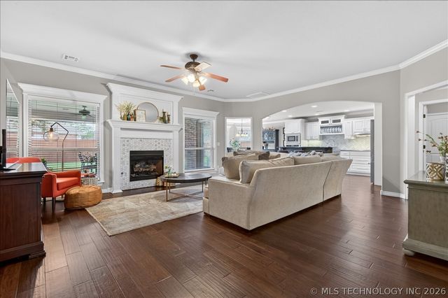 1208 Larkspur Drive, Bartlesville, OK 74006