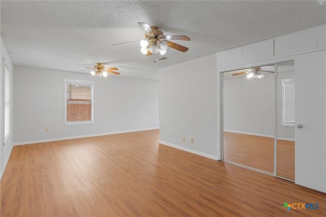 1052 E Weinert Street, Seguin, TX 78155