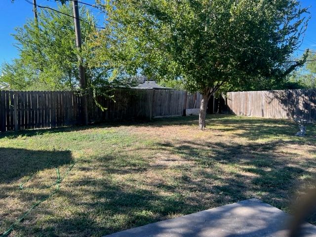 2709 Vancouver Dr, Corpus Christi, TX 78414
