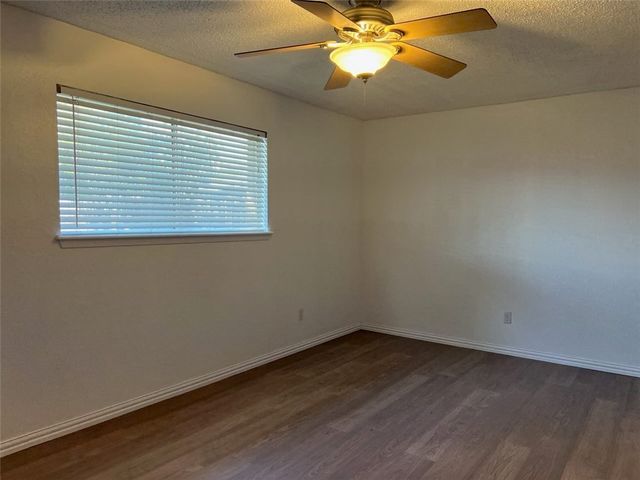 2709 Vancouver Dr, Corpus Christi, TX 78414