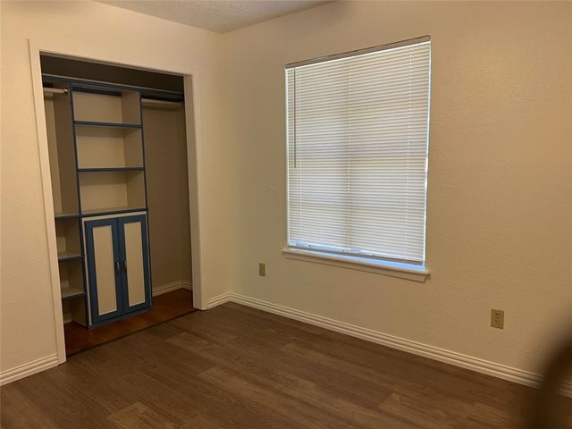 2709 Vancouver Dr, Corpus Christi, TX 78414