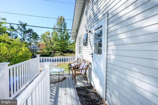 1002 TYLER AVE, Annapolis, MD 21403