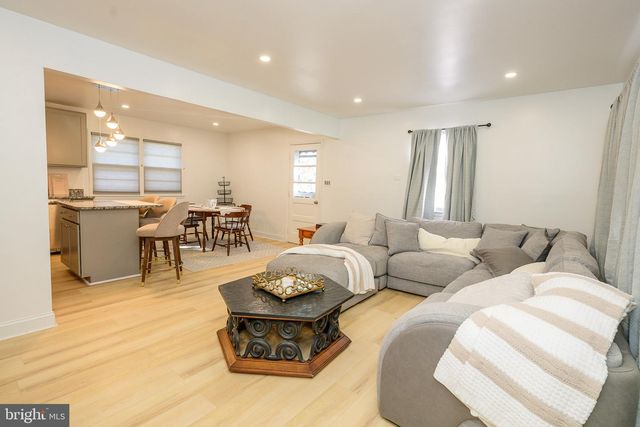 1002 TYLER AVE, Annapolis, MD 21403
