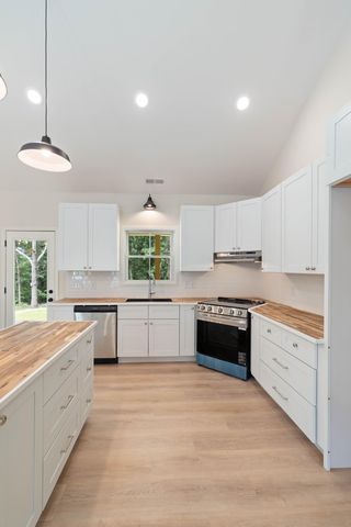 293 Peavine Way, Rock Spring, GA 30739