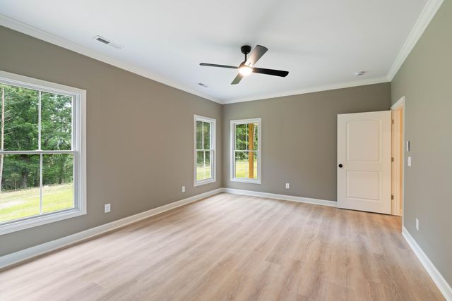 293 Peavine Way, Rock Spring, GA 30739